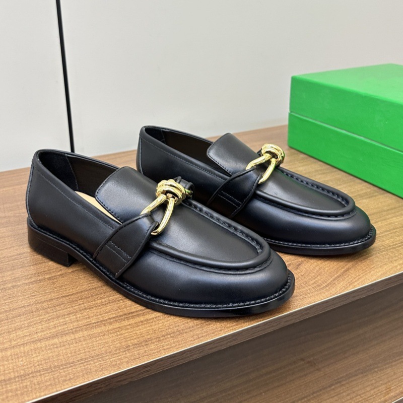 Men'S Shoes Hey Dude - Nowe damskie mokasyny 2026 z metalowym